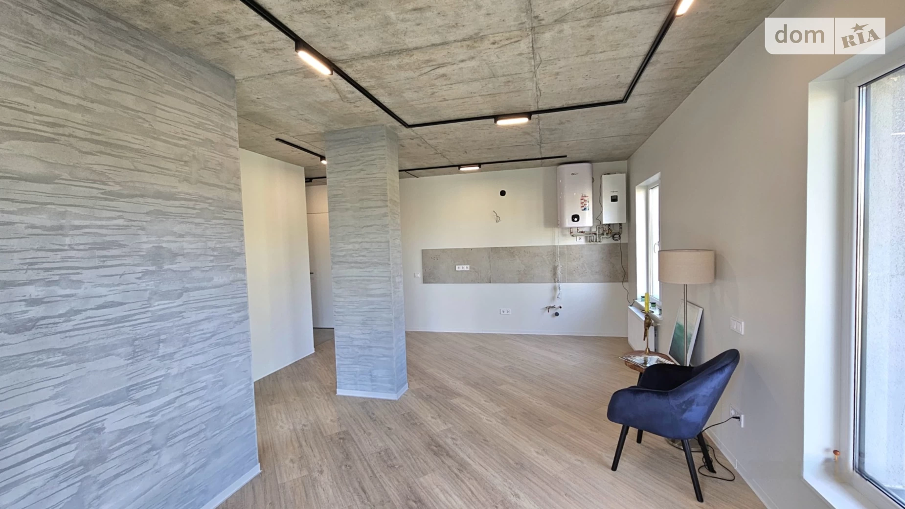 Продается 2-комнатная квартира 52 кв. м в Черновцах, ул. Козачука, 27А - фото 2