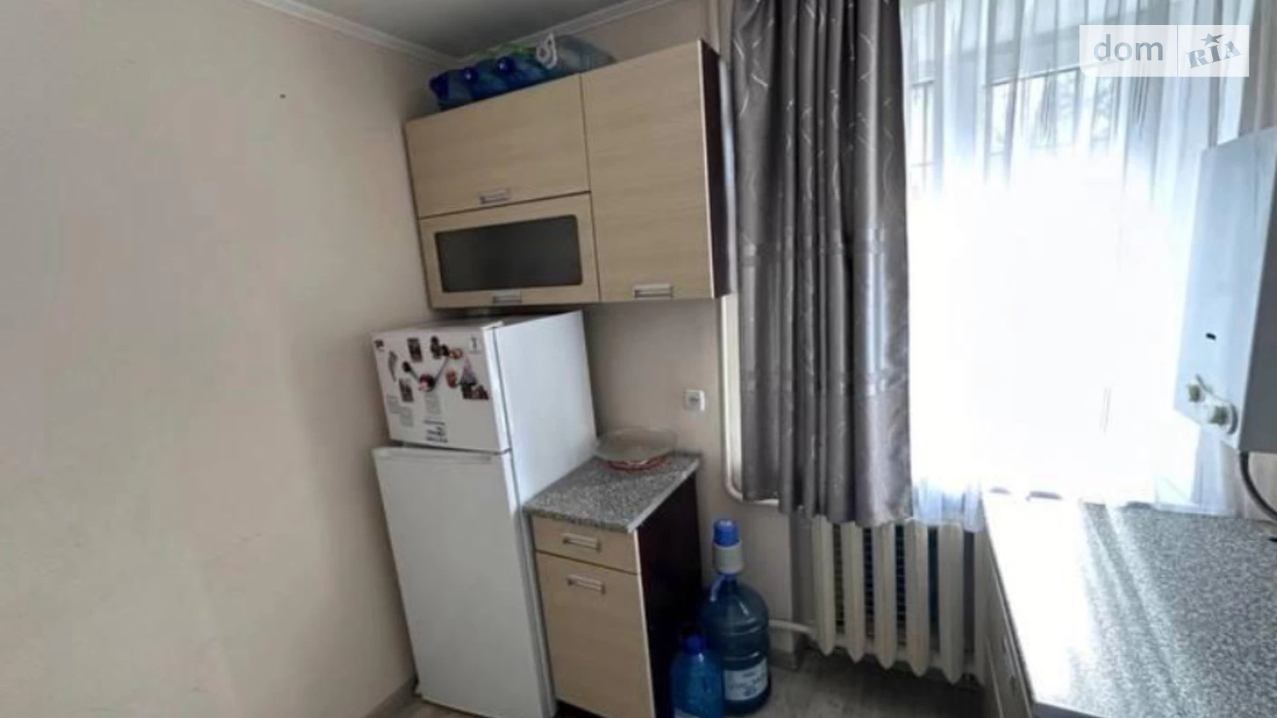 Продается 1-комнатная квартира 28 кв. м в Днепре, ул. Алексеенко Надежды