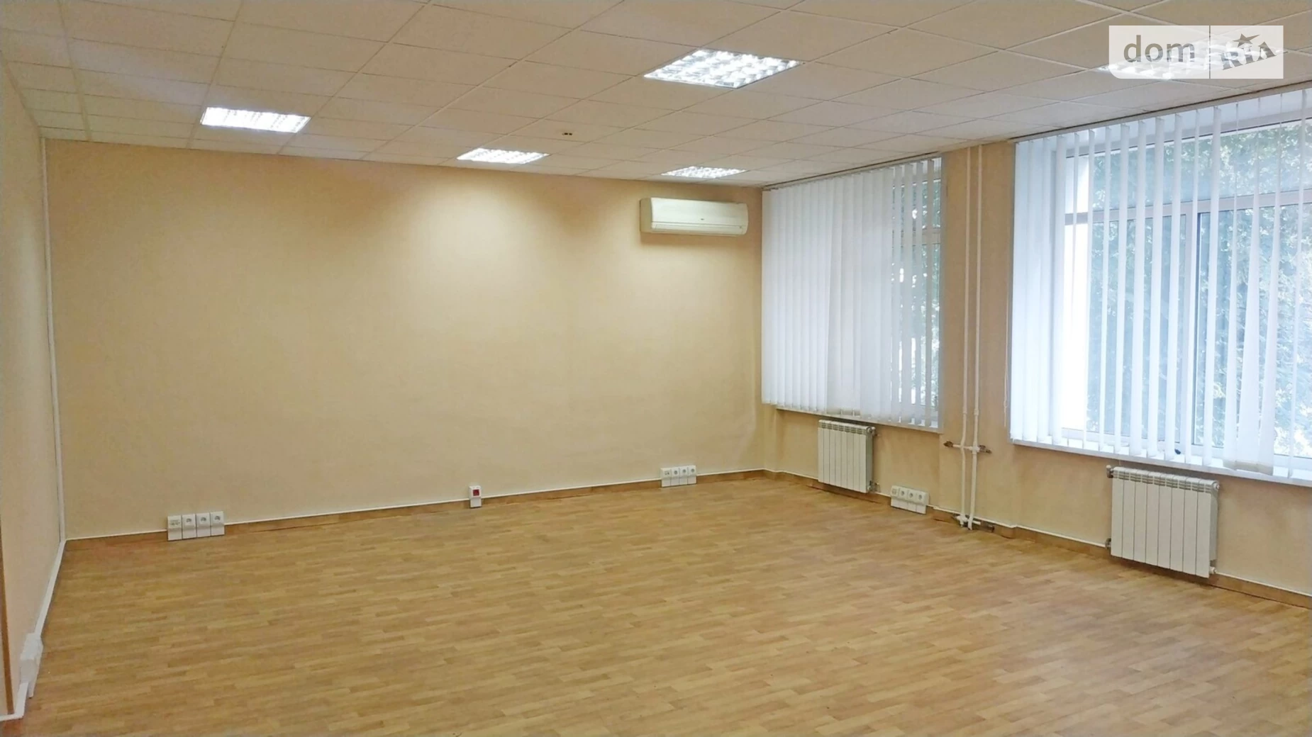 Сдается в аренду офис 134 кв. м в бизнес-центре, цена: 71110 грн - фото 3
