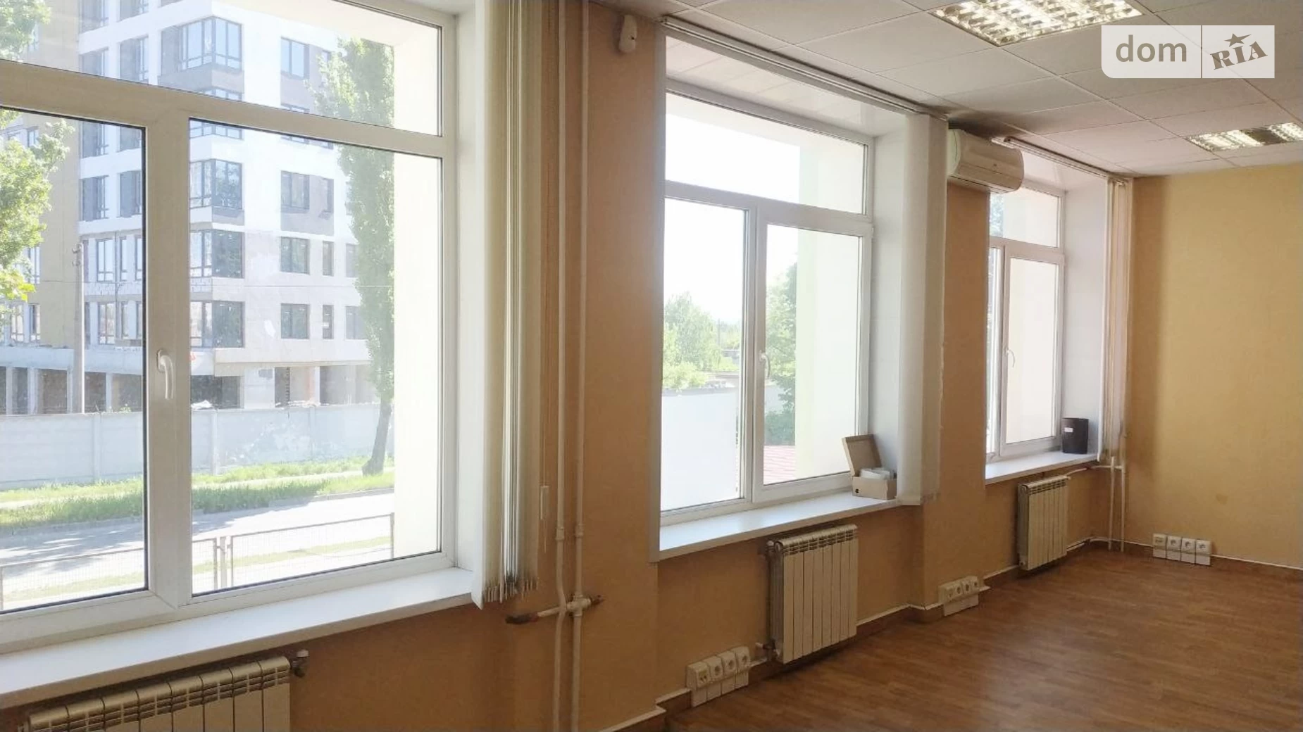 Сдается в аренду офис 275 кв. м в бизнес-центре, цена: 95010 грн - фото 3