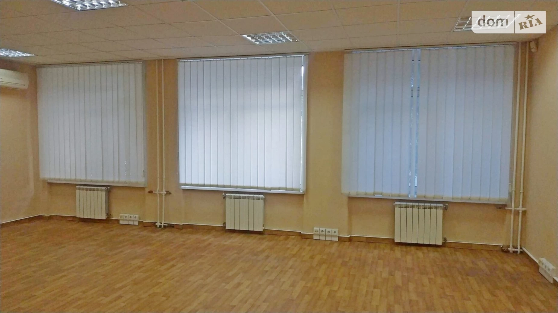 Сдается в аренду офис 204 кв. м в бизнес-центре, цена: 80810 грн - фото 2
