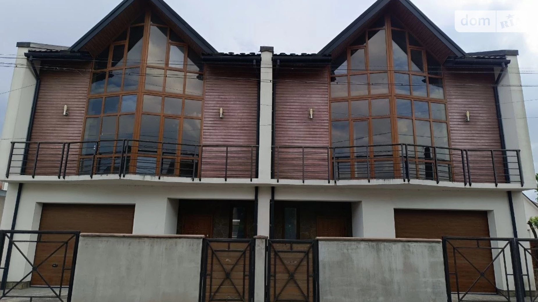 Продается часть дома 274 кв. м с балконом, цена: 104995 $ - фото 2