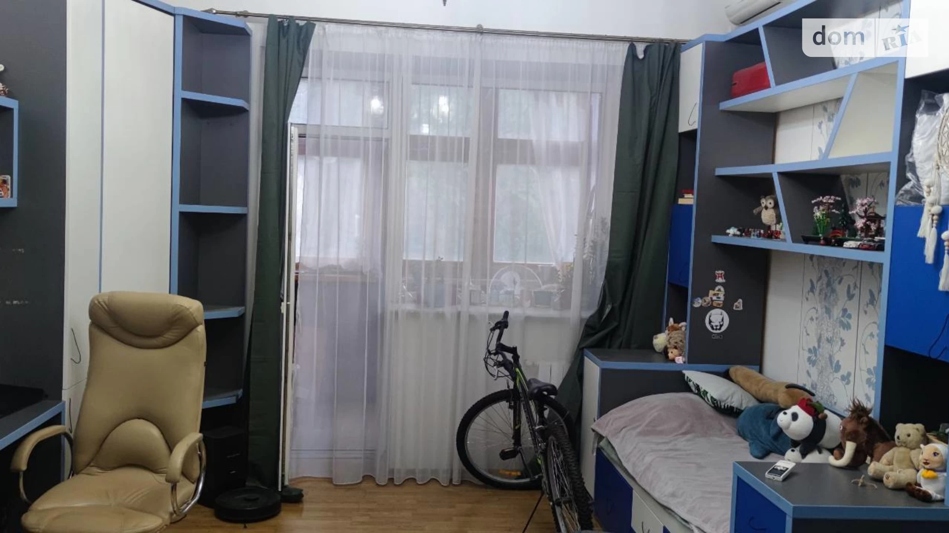 Продается 2-комнатная квартира 67 кв. м в Киеве, ул. Вузовская, 4 - фото 2