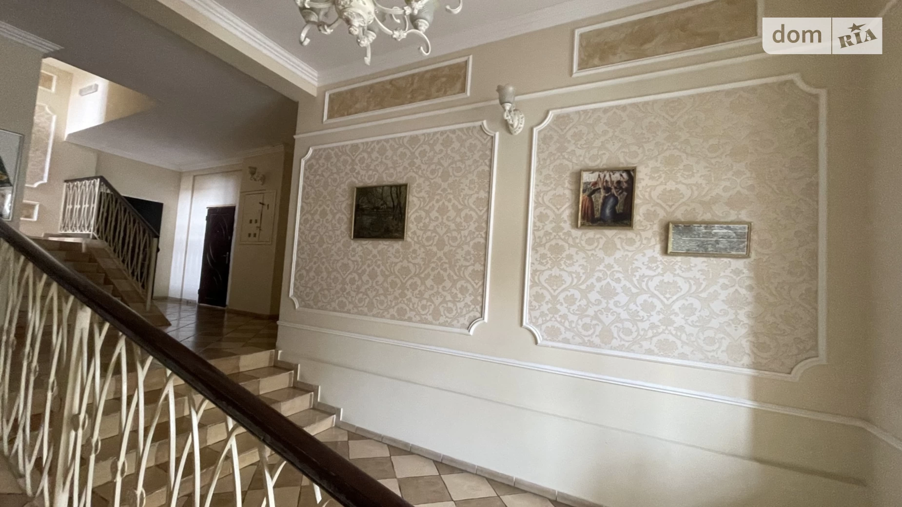Продается 1-комнатная квартира 43 кв. м в Буче, ул. Пушкинская, 3Б - фото 2