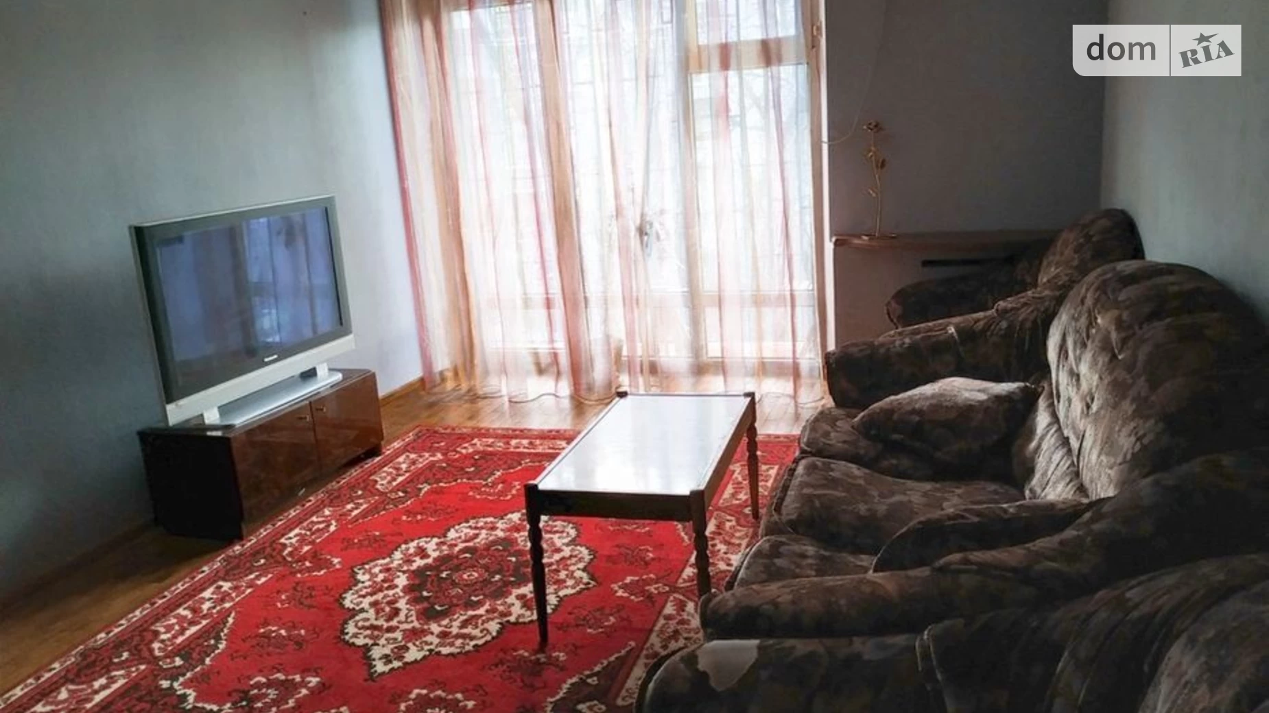 Продается 3-комнатная квартира 69 кв. м в Днепре, ул. Малиновского Маршала
