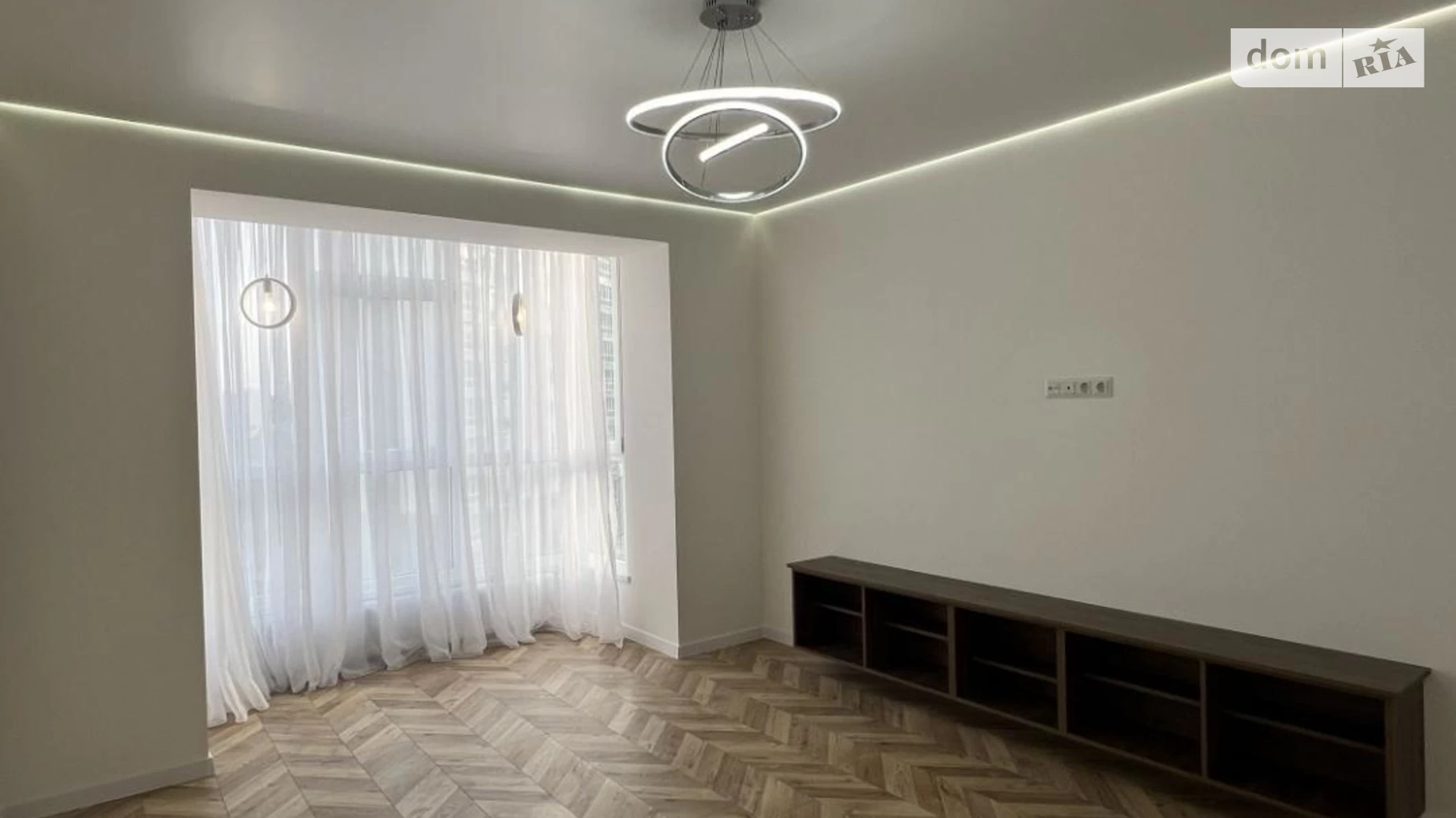 Продается 2-комнатная квартира 54 кв. м в Ивано-Франковске, ул. Химиков, 39 - фото 4