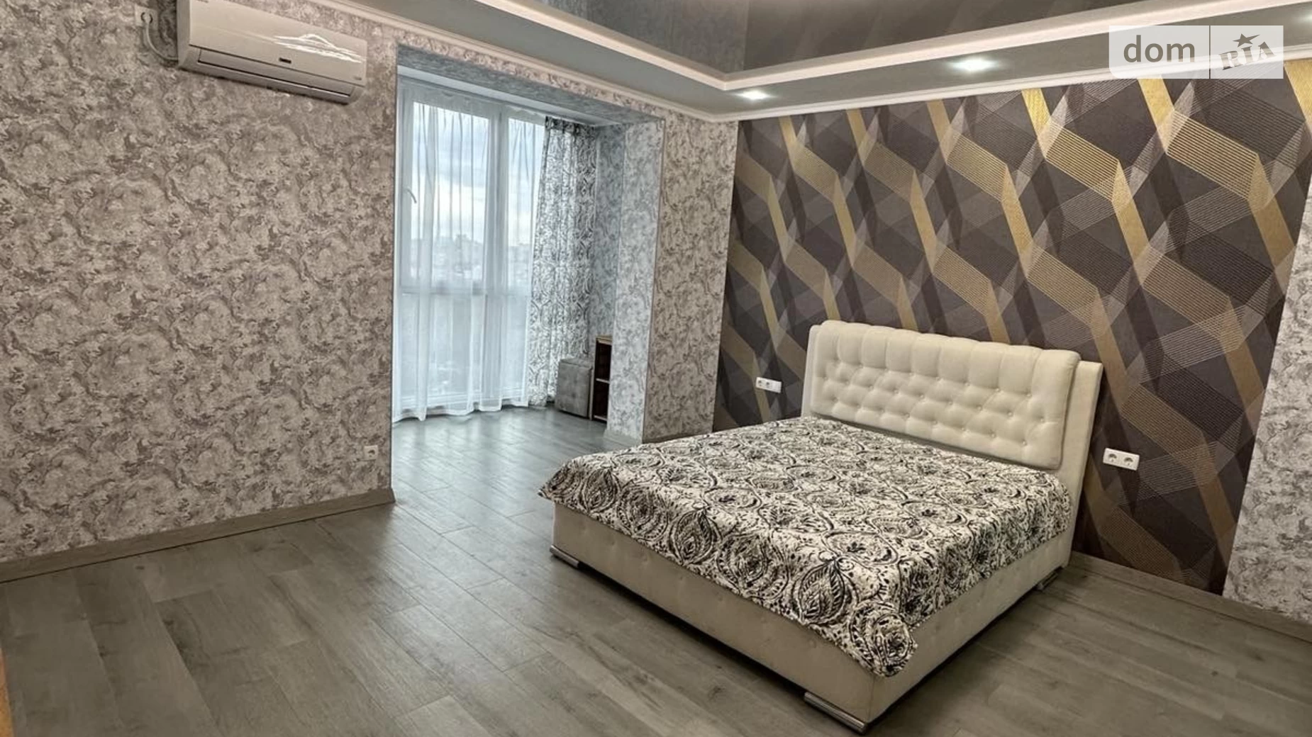 Продается 1-комнатная квартира 59 кв. м в Виннице, ул. Пирогова, 76В - фото 3