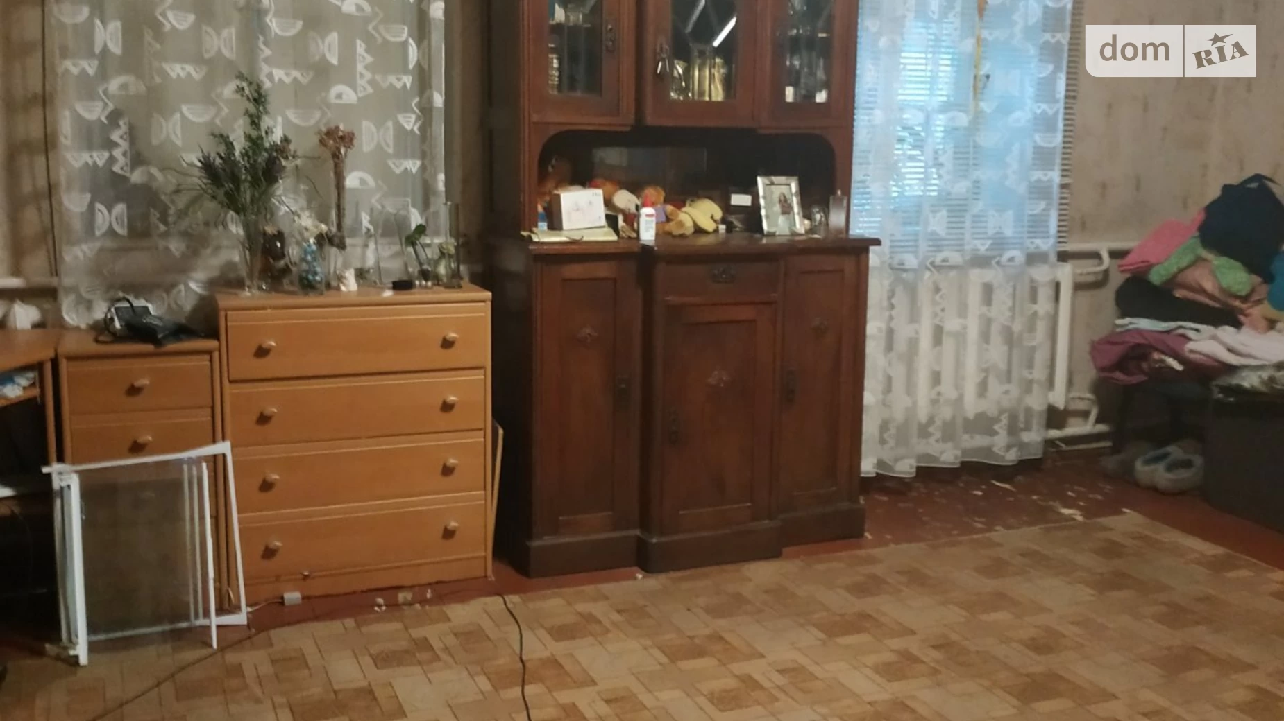 Продается 3-комнатная квартира 80 кв. м в Одессе, ул. Дальницкая, 42