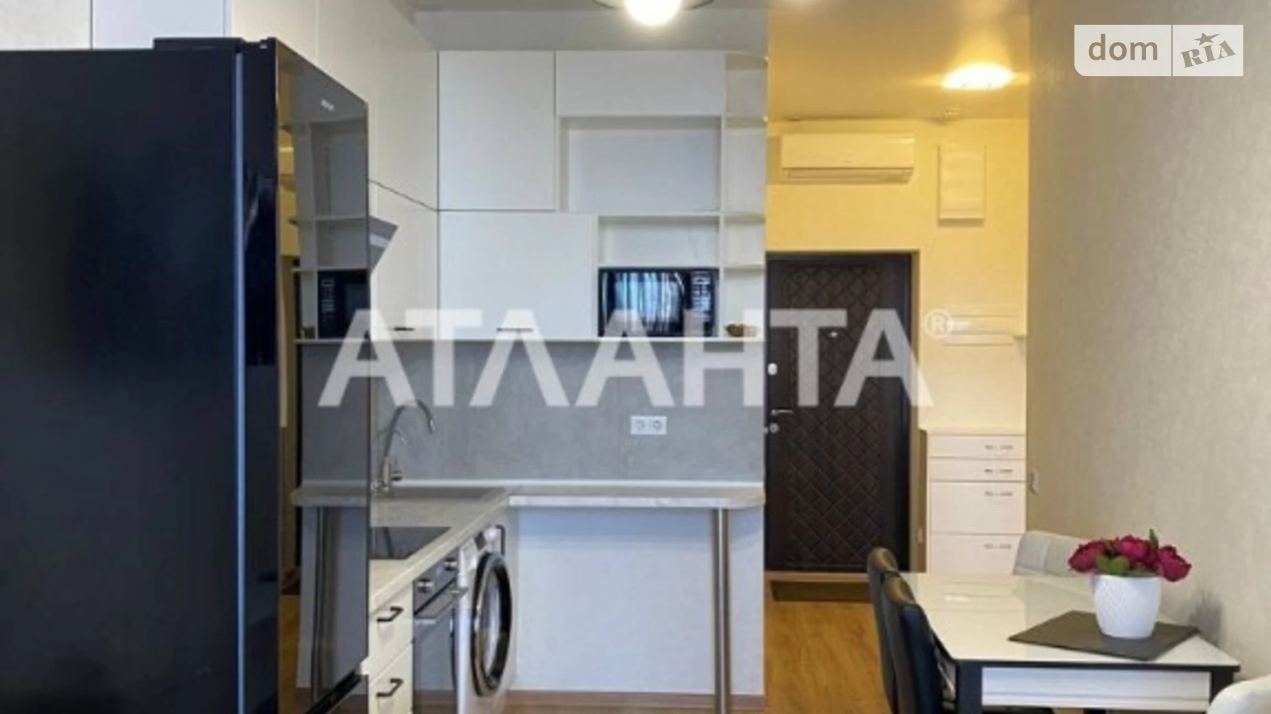 Продается 1-комнатная квартира 46 кв. м в Одессе, ул. Дмитрия Донского - фото 2