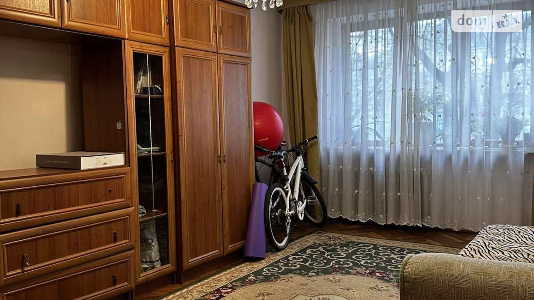 Продается 3-комнатная квартира 69.2 кв. м в Львове, ул. Базарная, 7 - фото 3