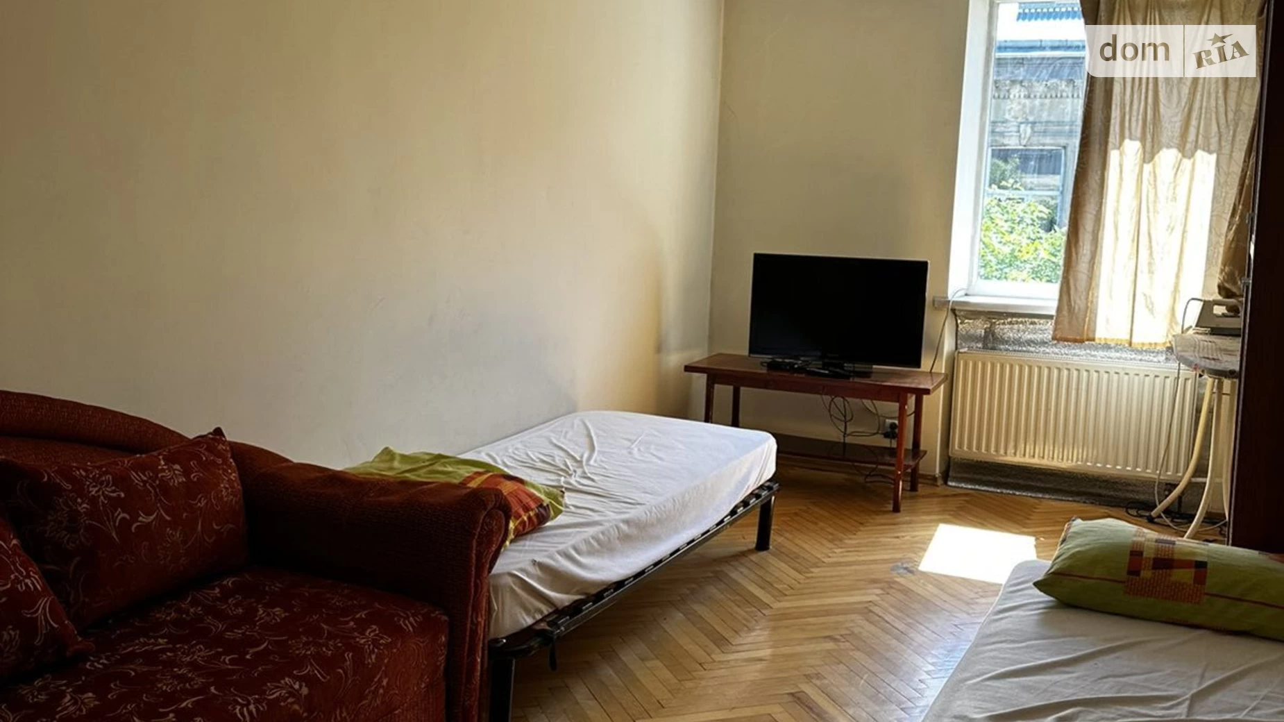 Продается 2-комнатная квартира 50 кв. м в Львове, ул. Дорошенко Петра, 60