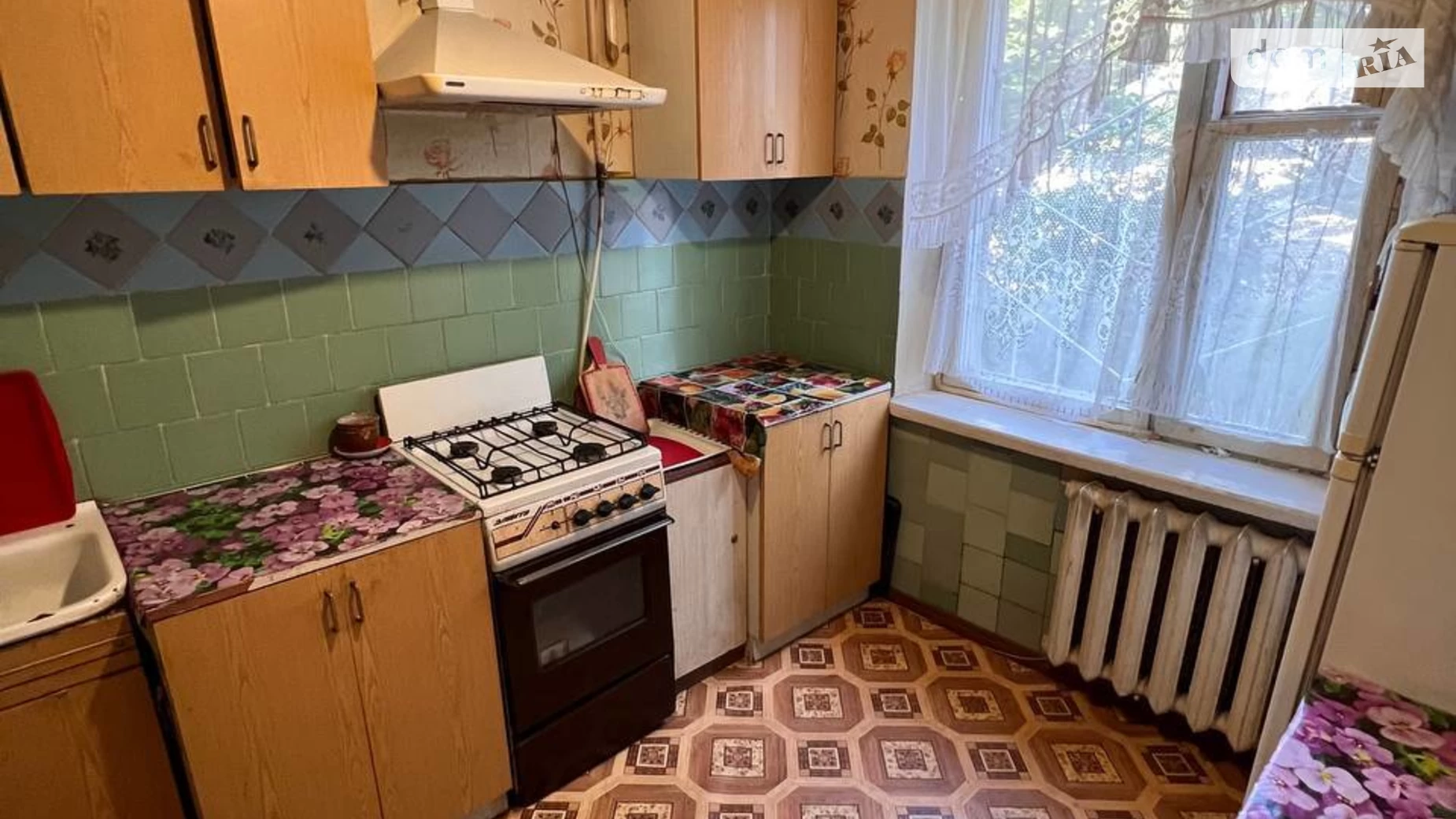 Продается 2-комнатная квартира 48 кв. м в Ровно, ул. Шухевича Романа, 18 - фото 2