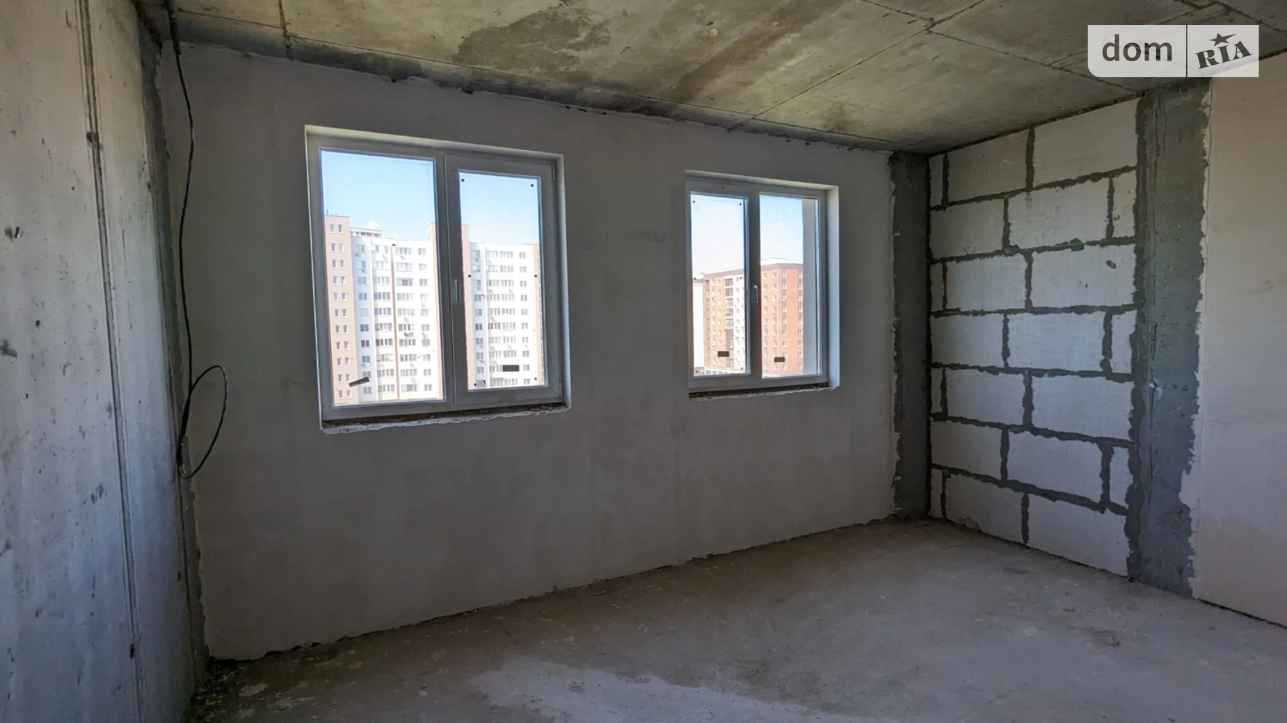 Продается 1-комнатная квартира 51 кв. м в Одессе, ул. Владислава Бувалкина(Генерала Бочарова)