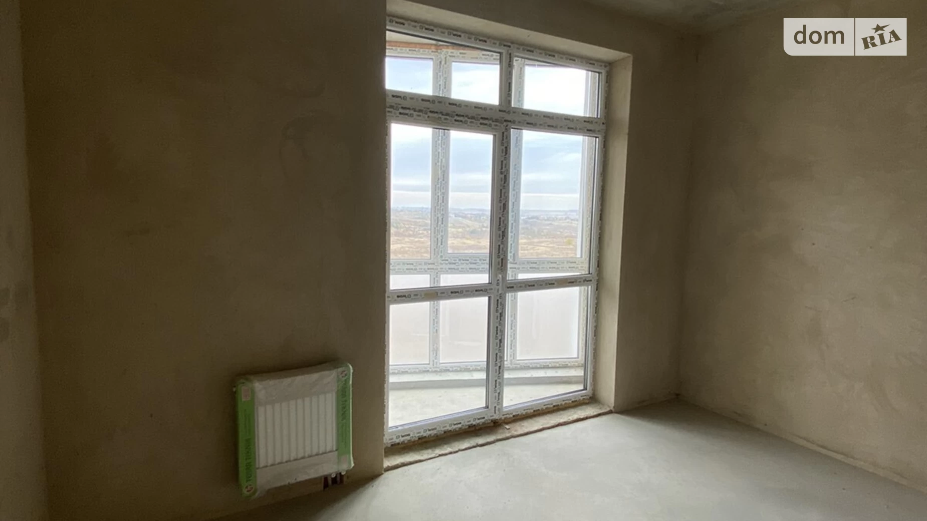 Продается 3-комнатная квартира 84.5 кв. м в Ровно, цена: 81050 $ - фото 2
