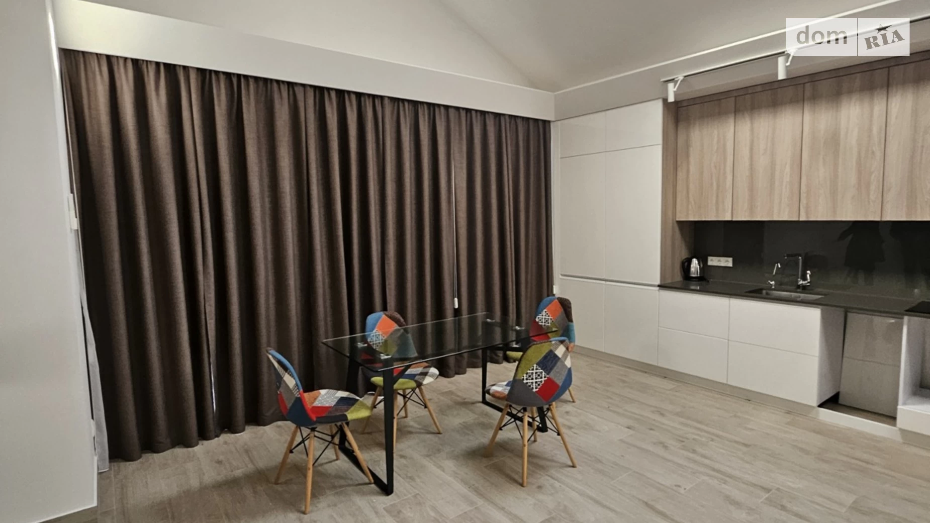 Продается одноэтажный дом 100.2 кв. м с балконом, цена: 154000 $ - фото 3