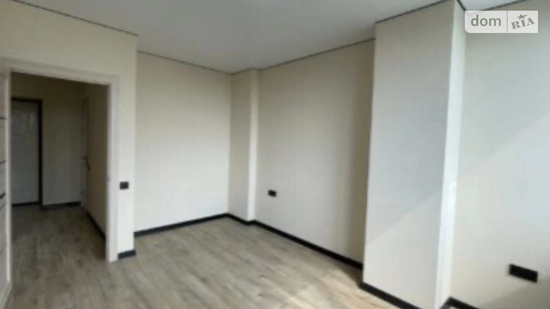 Продается 2-комнатная квартира 60 кв. м в Ивано-Франковске, ул. Независимости