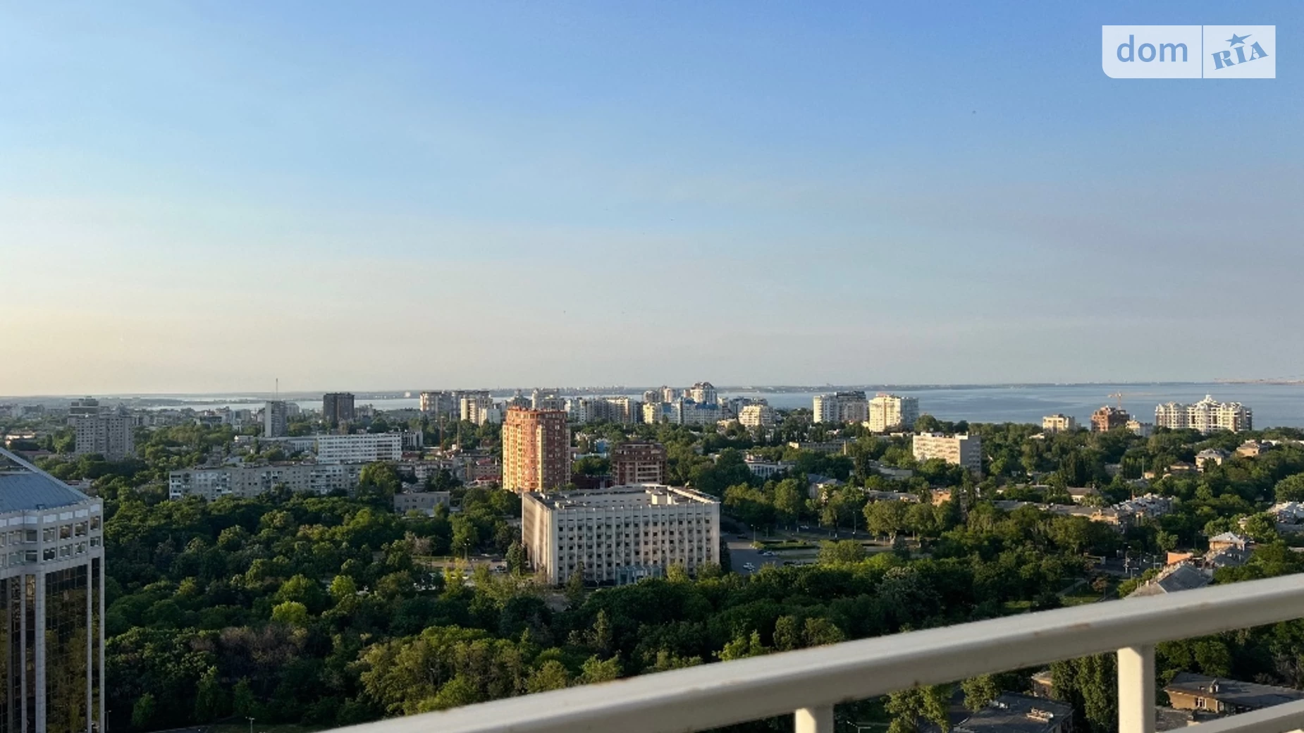 Продается 2-комнатная квартира 100 кв. м в Одессе, просп. Гагарина, 19А - фото 3