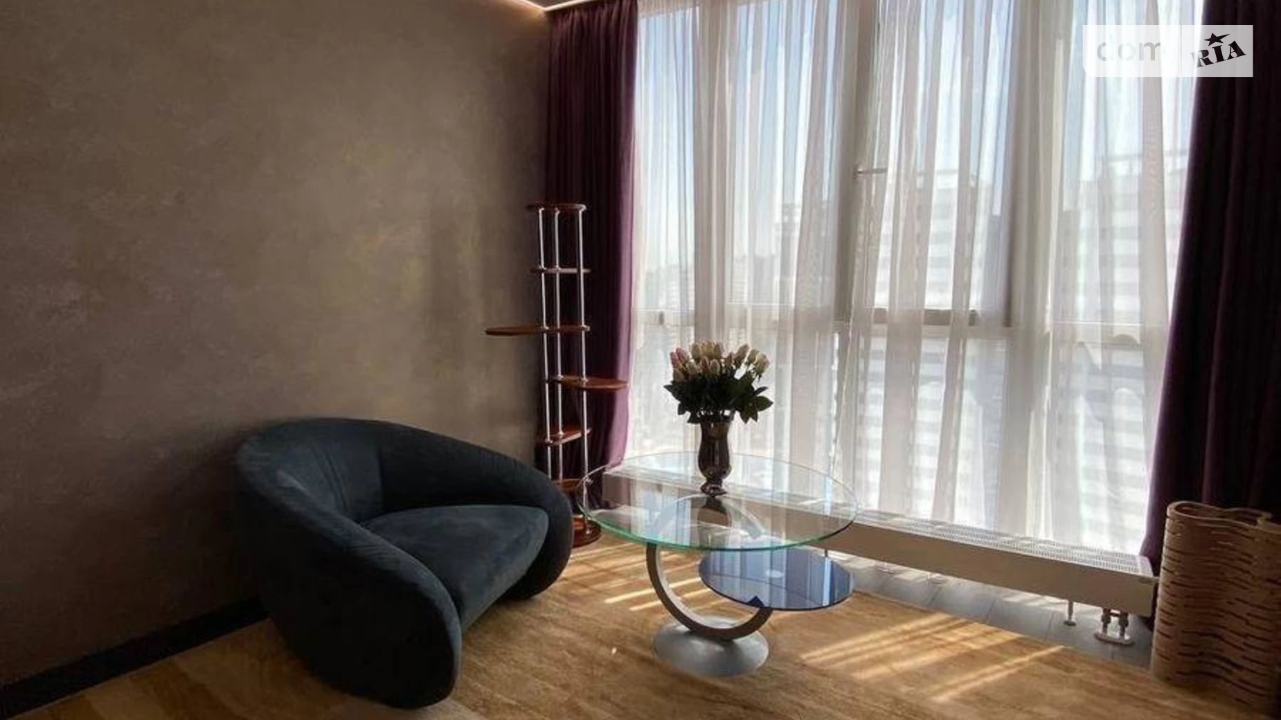 Продается 1-комнатная квартира 62 кв. м в Киеве, ул. Никольско-Слободская, 15 - фото 2