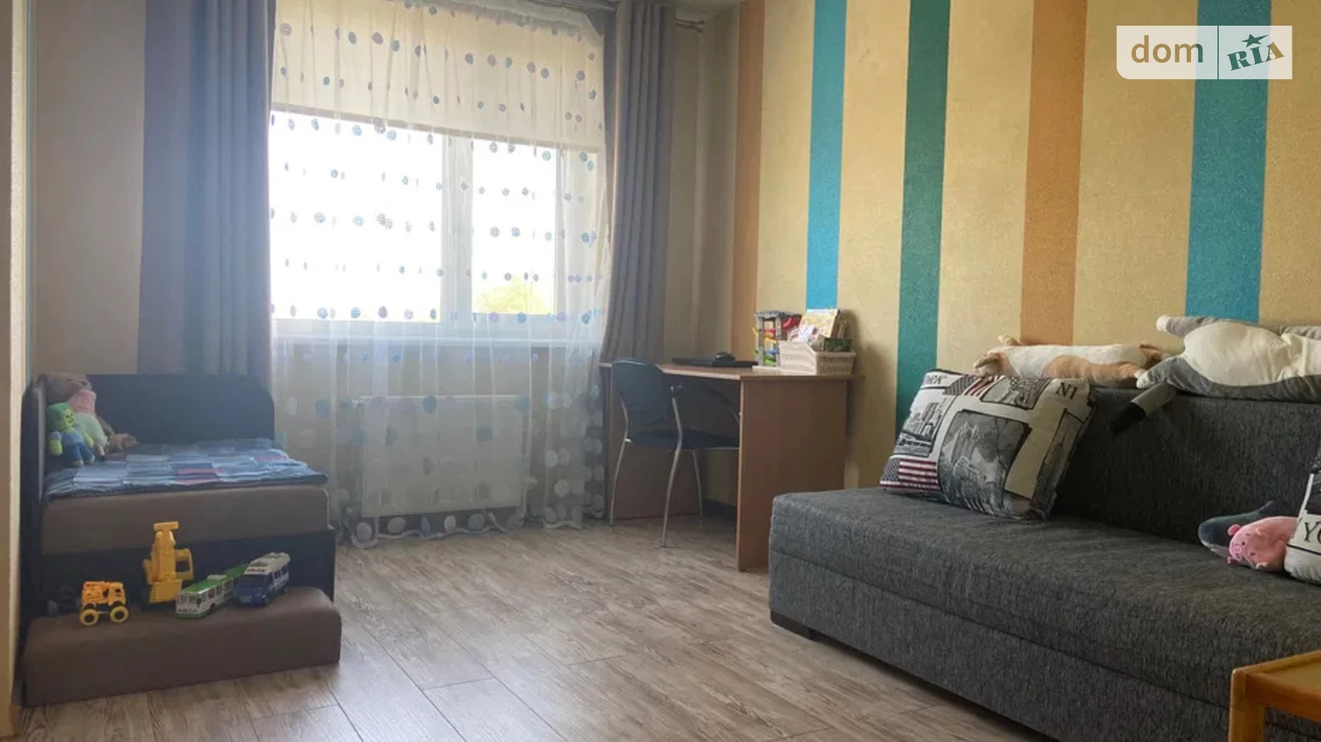 Продается 3-комнатная квартира 80 кв. м в Борисполе, ул. Банковская