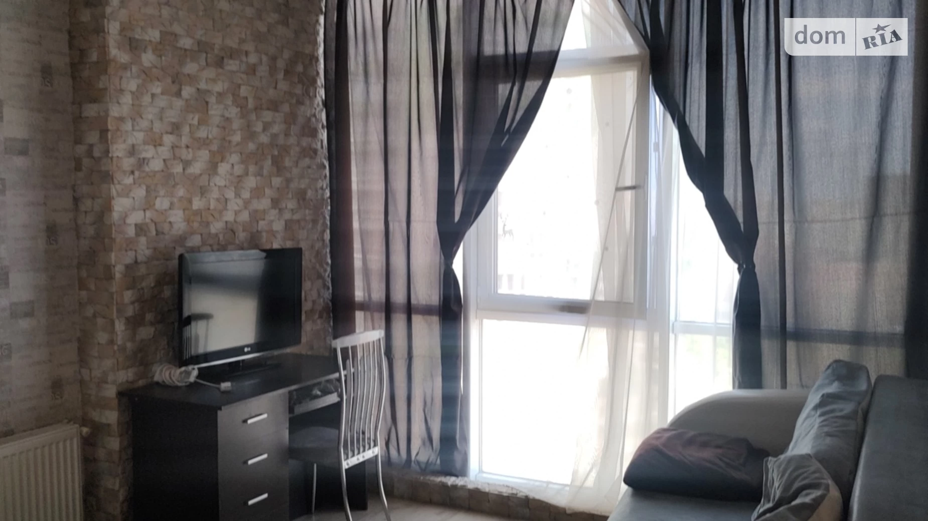 Продается 3-комнатная квартира 69 кв. м в Одессе, ул. Марсельская, 35А - фото 2