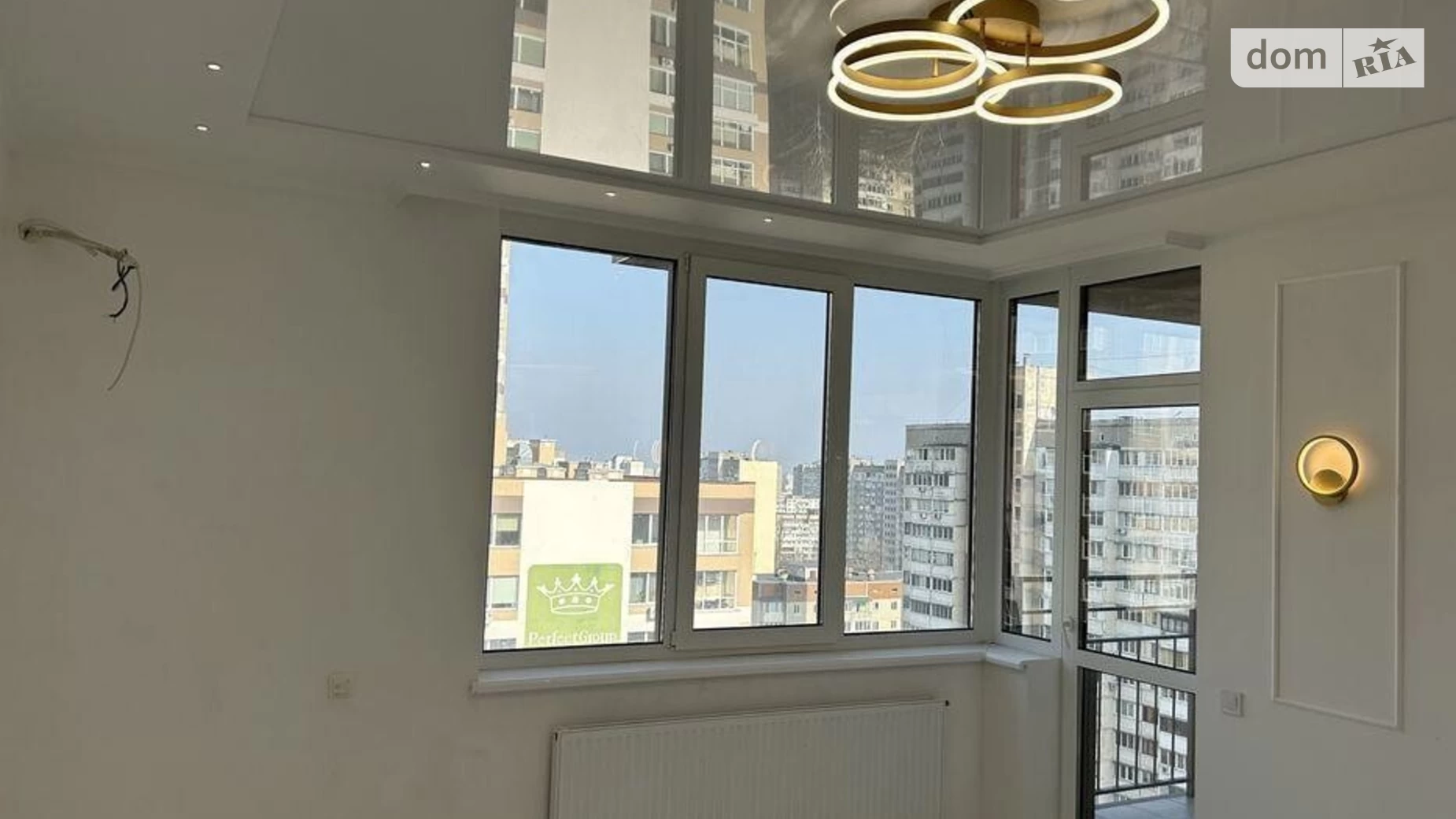 Продается 2-комнатная квартира 63 кв. м в Киеве, ул. Александра Олеся, 2В - фото 4