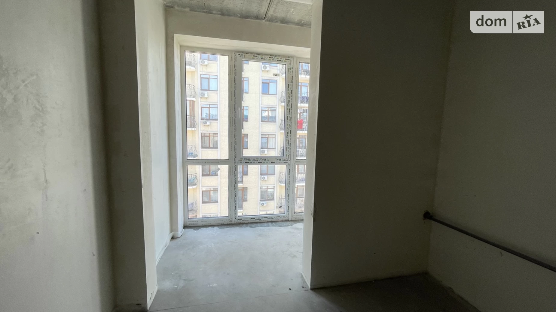 Продается 1-комнатная квартира 38 кв. м в Ирпене, ул. Николая Сингаевского(Новооскольская) - фото 3