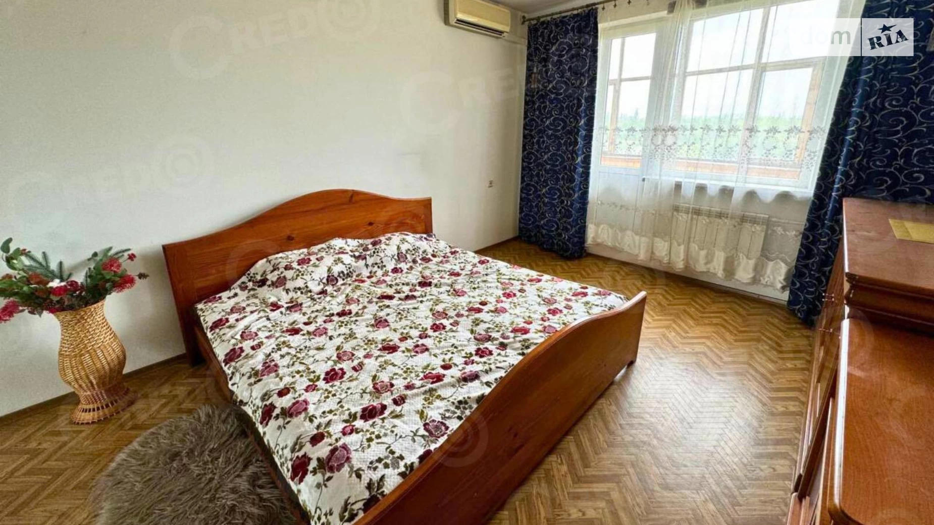 Продается 5-комнатная квартира 115 кв. м в Кривом Роге, мкр. Солнечный