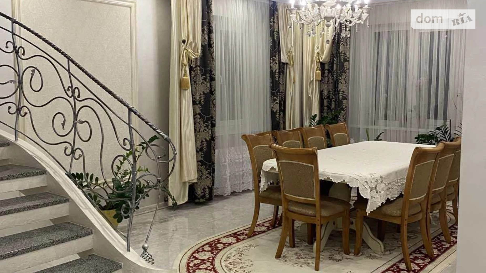 Продается дом на 2 этажа 170 кв. м с садом, цена: 220000 $ - фото 2
