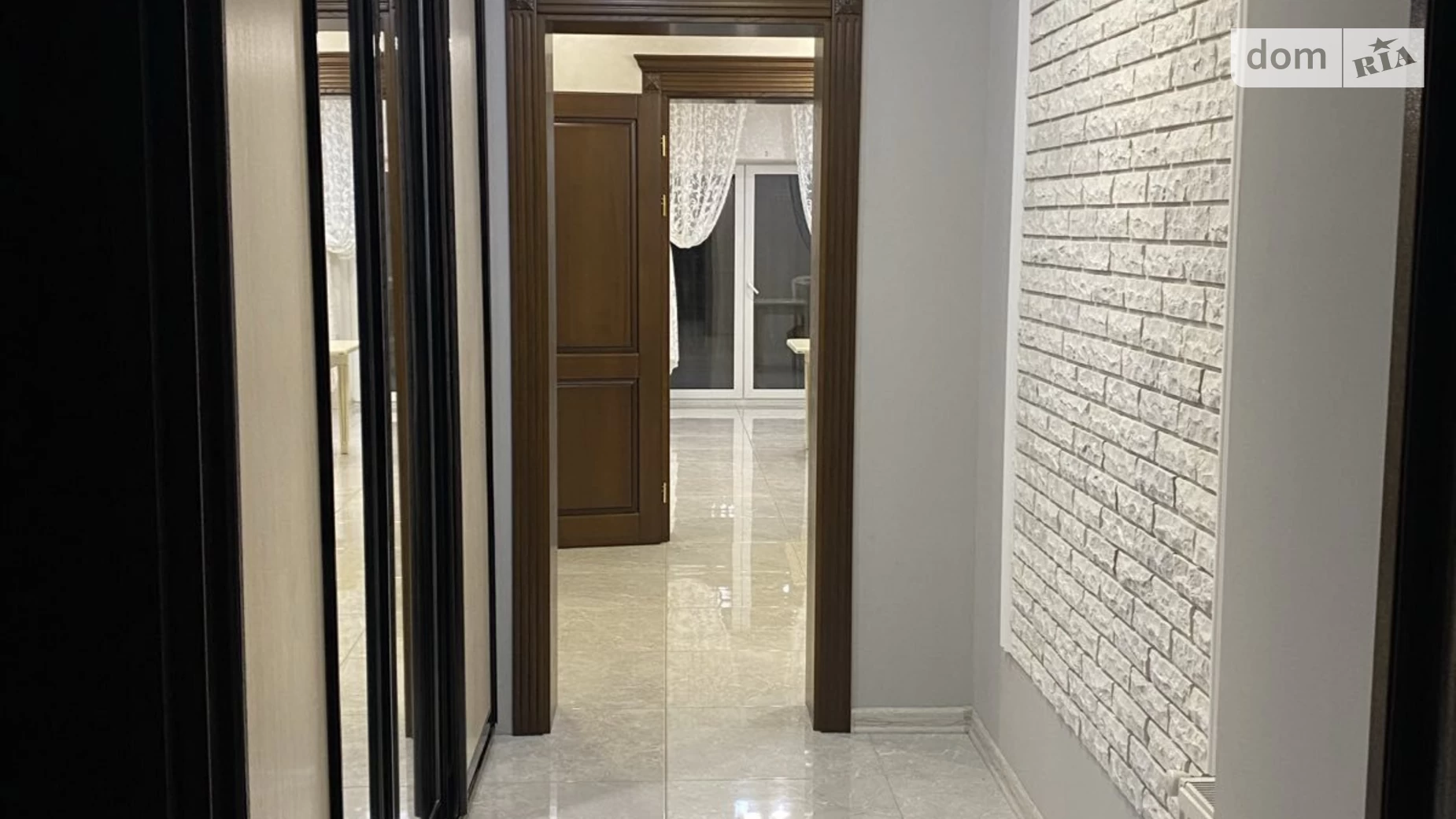 Продается дом на 2 этажа 170 кв. м с садом, цена: 220000 $ - фото 5