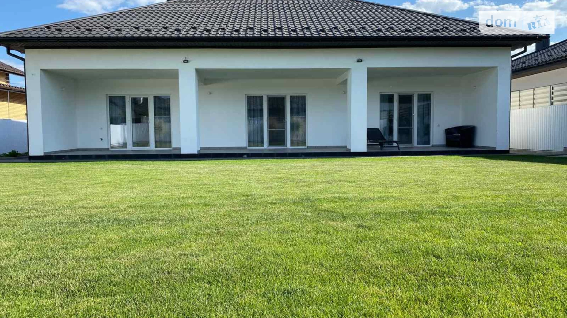 Продается одноэтажный дом 136 кв. м с садом, цена: 350000 $ - фото 3