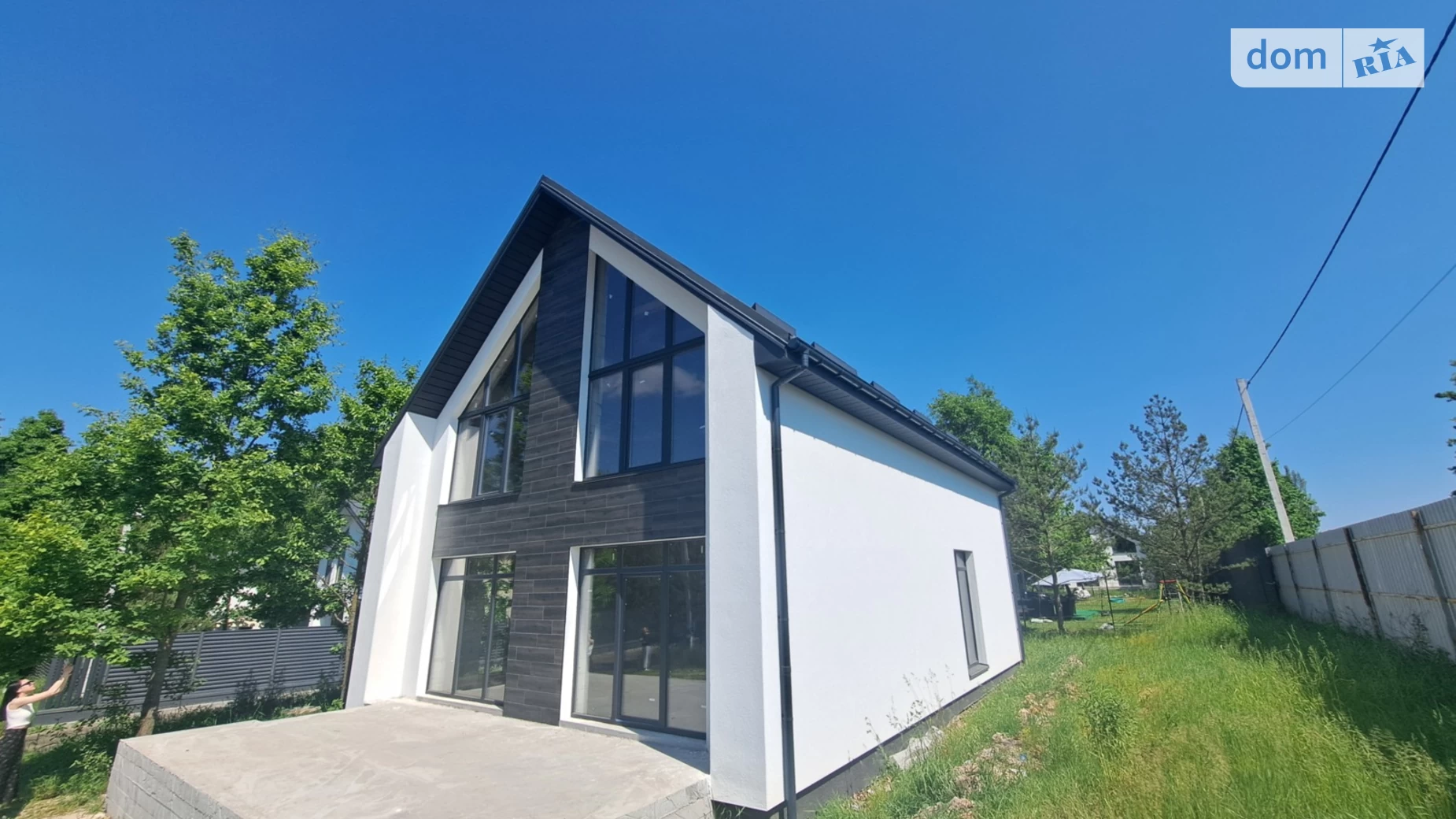 Продается дом на 2 этажа 154 кв. м с гаражом, цена: 105000 $ - фото 4