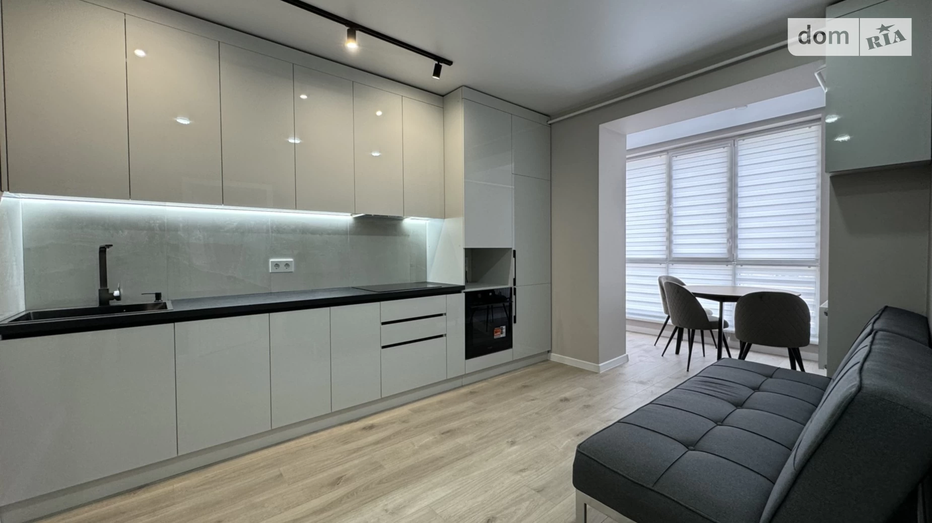 Продается 1-комнатная квартира 45 кв. м в Ровно, цена: 64000 $ - фото 2