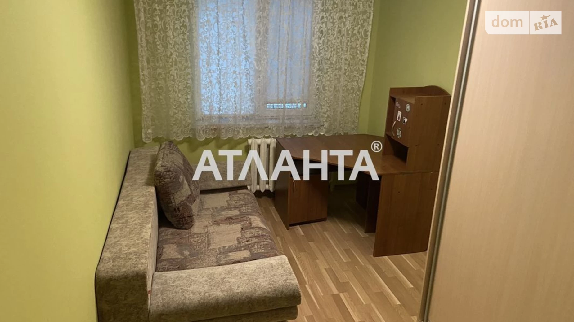 Продается 3-комнатная квартира 70 кв. м в Одессе, ул. Космонавтов