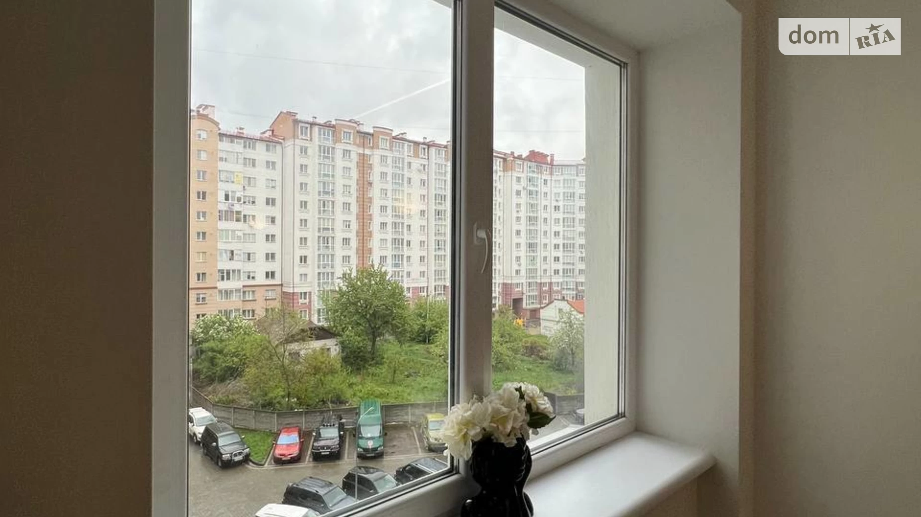 Продается 2-комнатная квартира 71.7 кв. м в Ивано-Франковске, ул. Целевича Юлиана, 10 - фото 2
