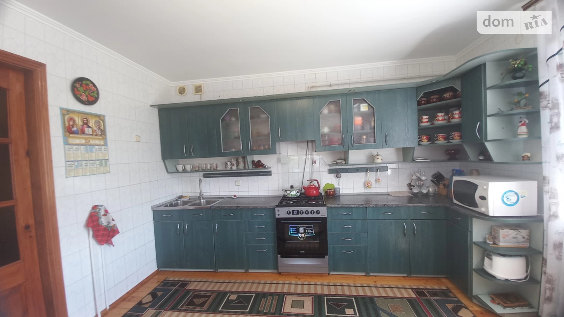 Продается дом на 2 этажа 230 кв. м с садом, цена: 150000 $ - фото 3