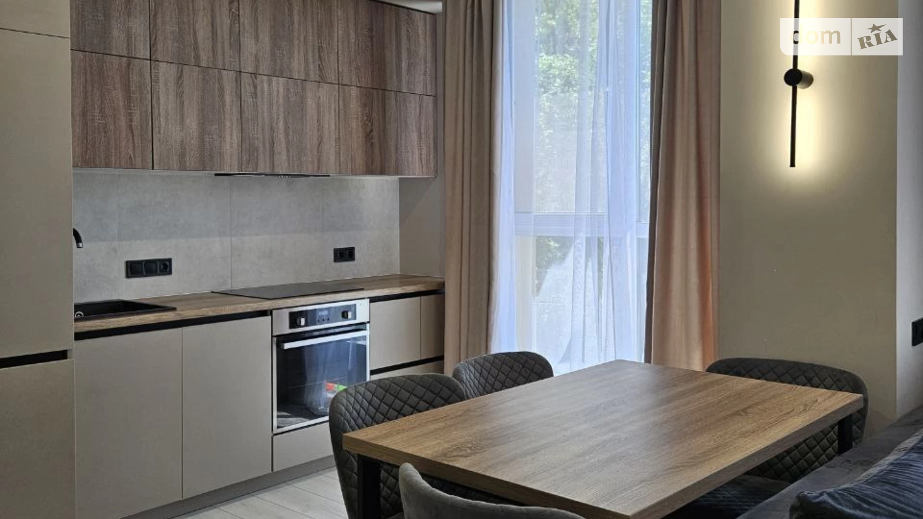 Продается 3-комнатная квартира 63 кв. м в, цена: 128000 $ - фото 2