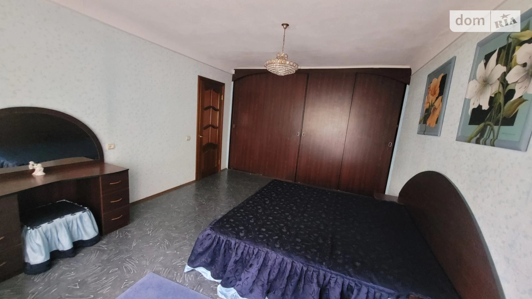 Продается 3-комнатная квартира 61 кв. м в Харькове, пр. Стадионный, 9