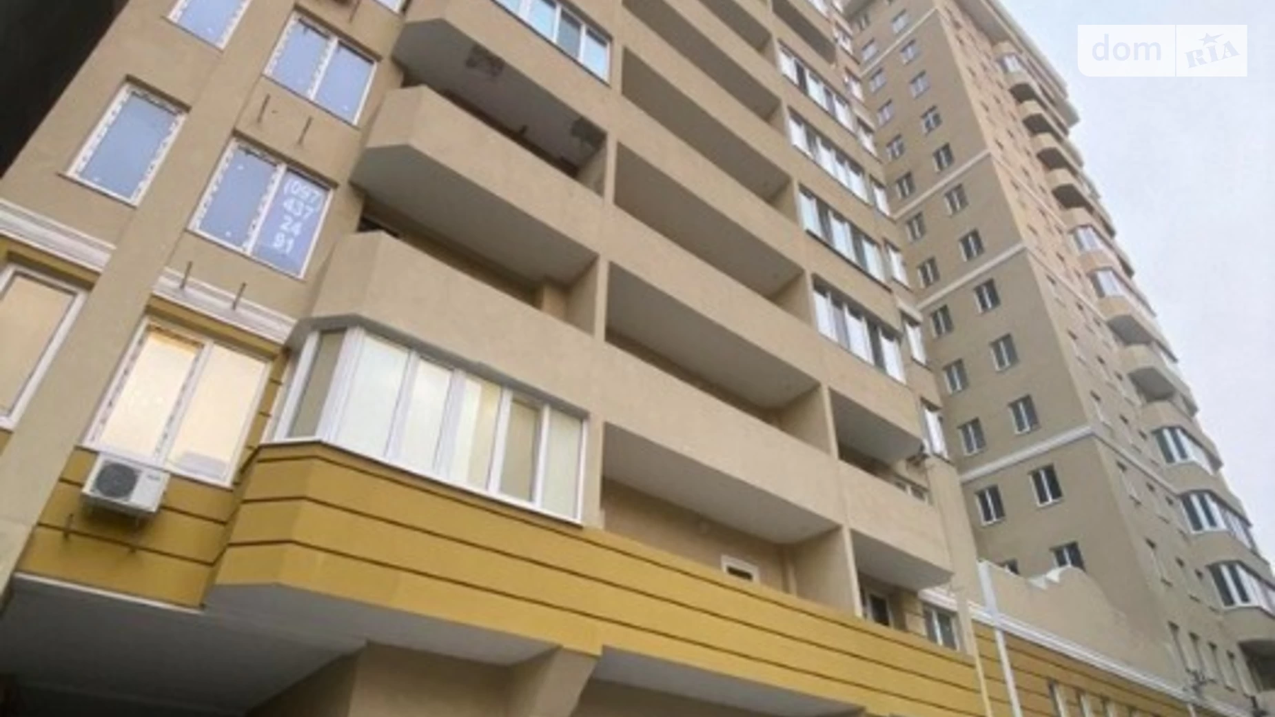 Продается 2-комнатная квартира 72 кв. м в Одессе, ул. Солнечная, 4 - фото 2