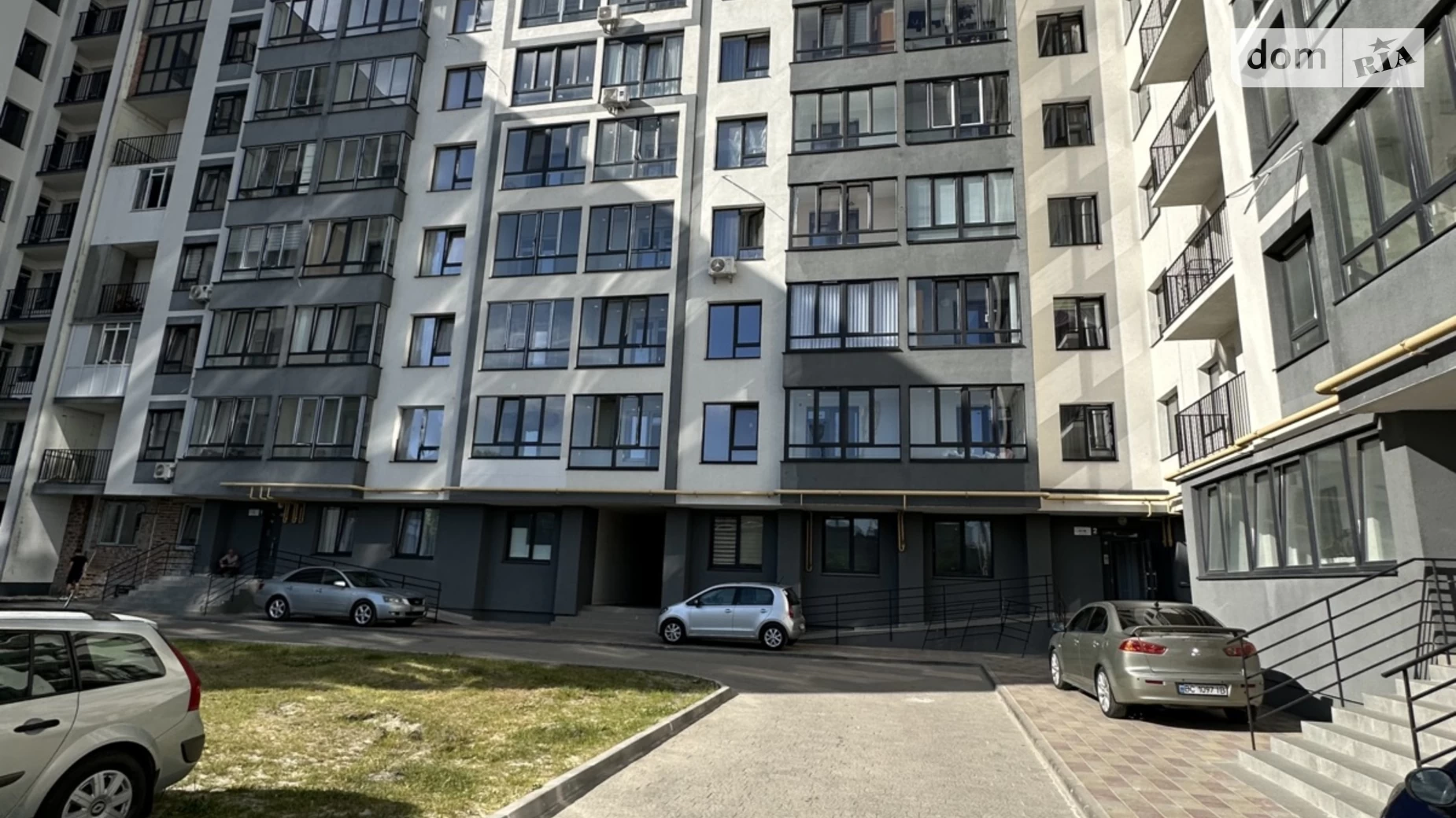 Продается 1-комнатная квартира 40 кв. м в Львове, ул. Длинная, 30А - фото 3