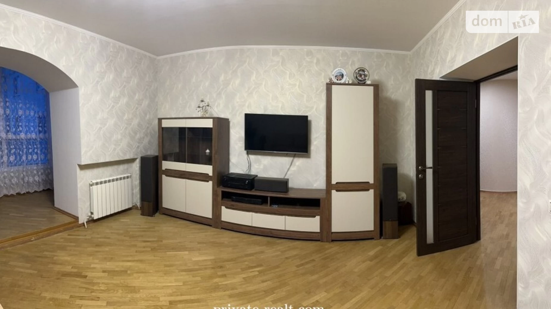 Продается 3-комнатная квартира 103.2 кв. м в Чернигове, ул. Василия Стуса(Чернышевского)