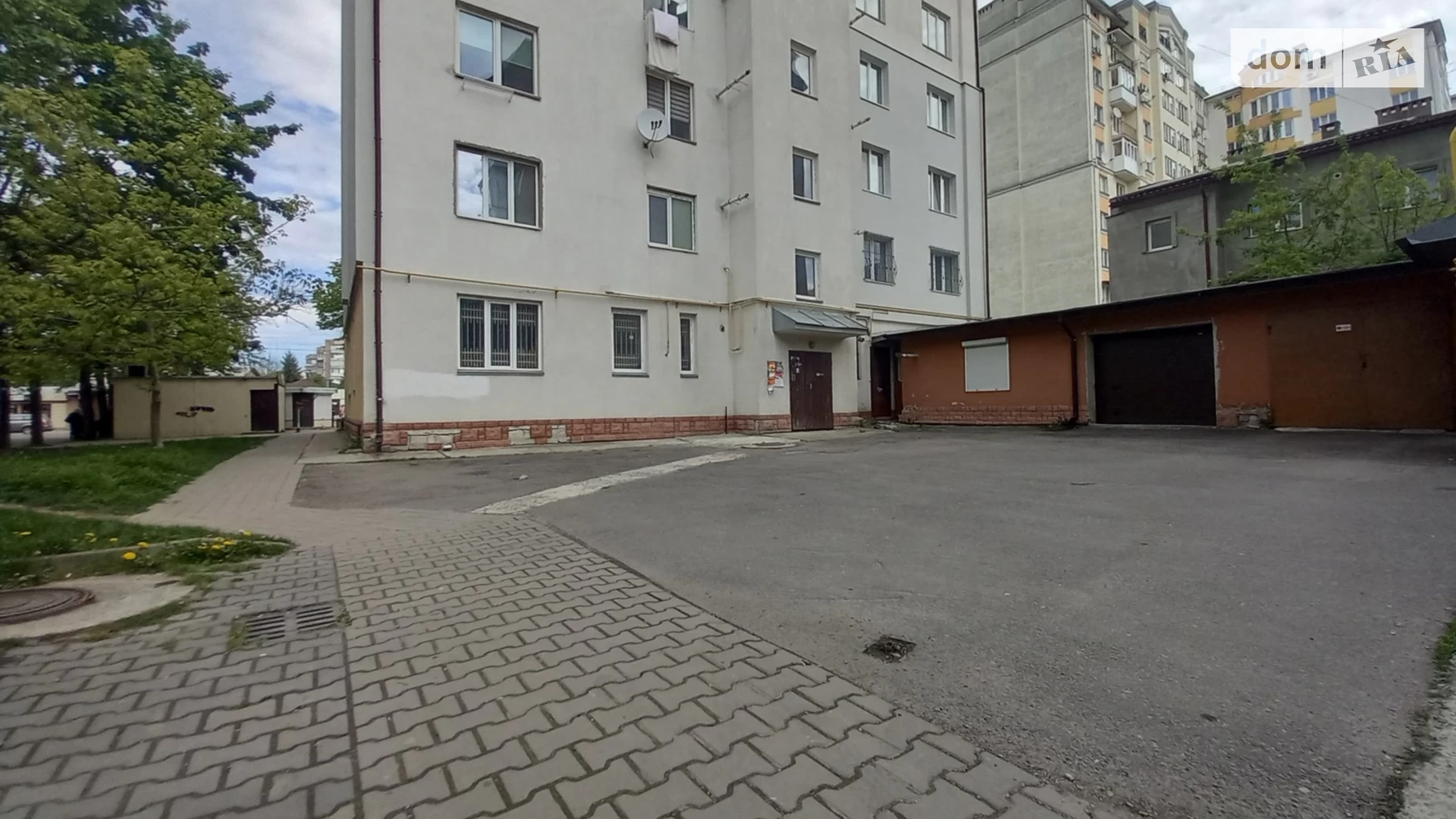 Продается 3-комнатная квартира 97 кв. м в Ивано-Франковске, ул. Независимости - фото 3