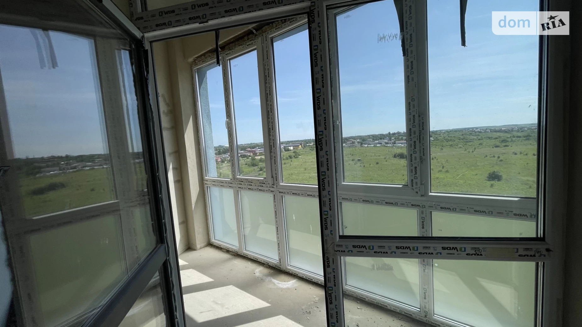 Продается 2-комнатная квартира 68.8 кв. м в Ровно, цена: 66000 $ - фото 2