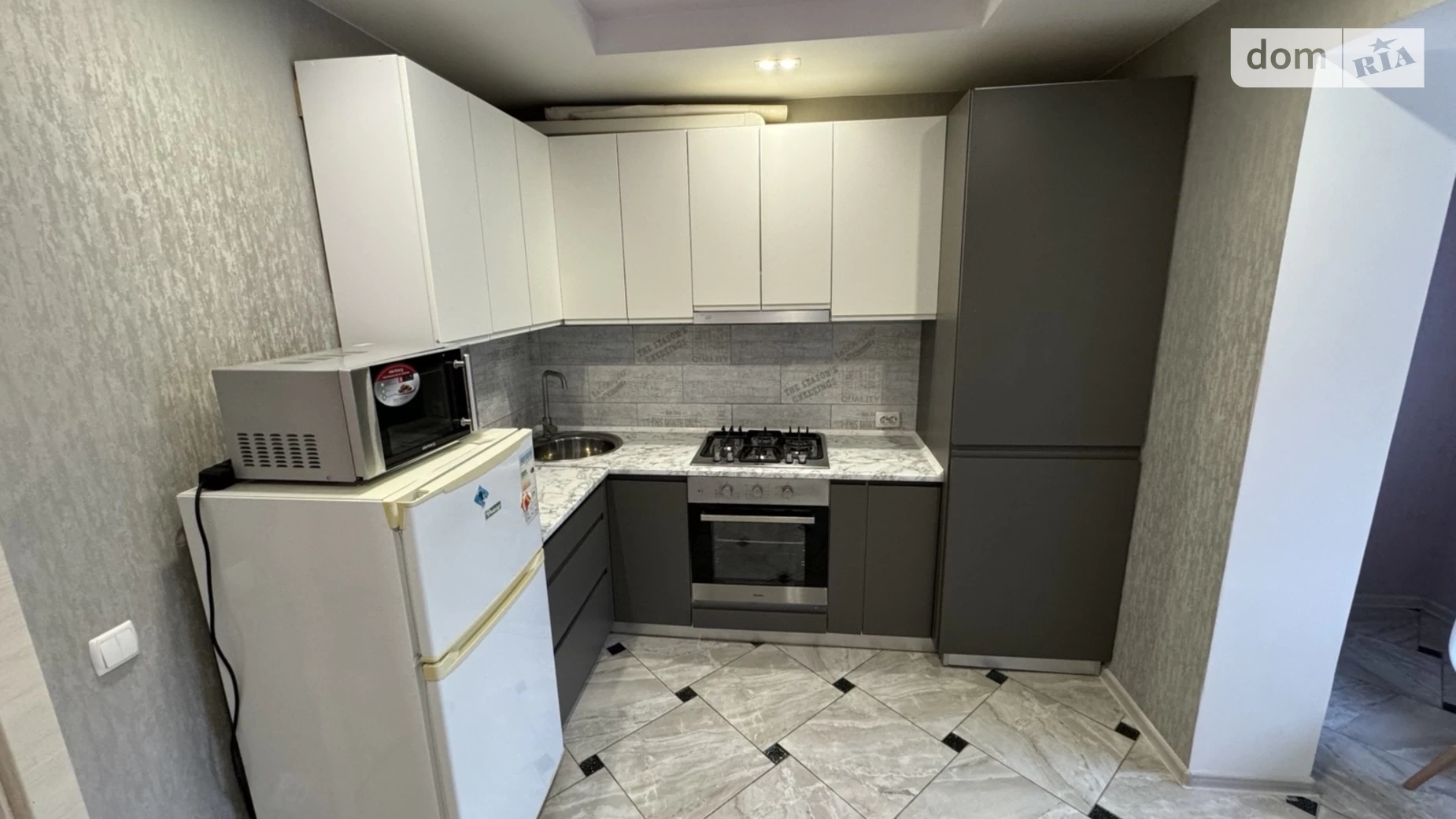 Продається 1-кімнатна квартира 43.1 кв. м у Полтаві, вул. Башкірцевої Марії, 31 - фото 2