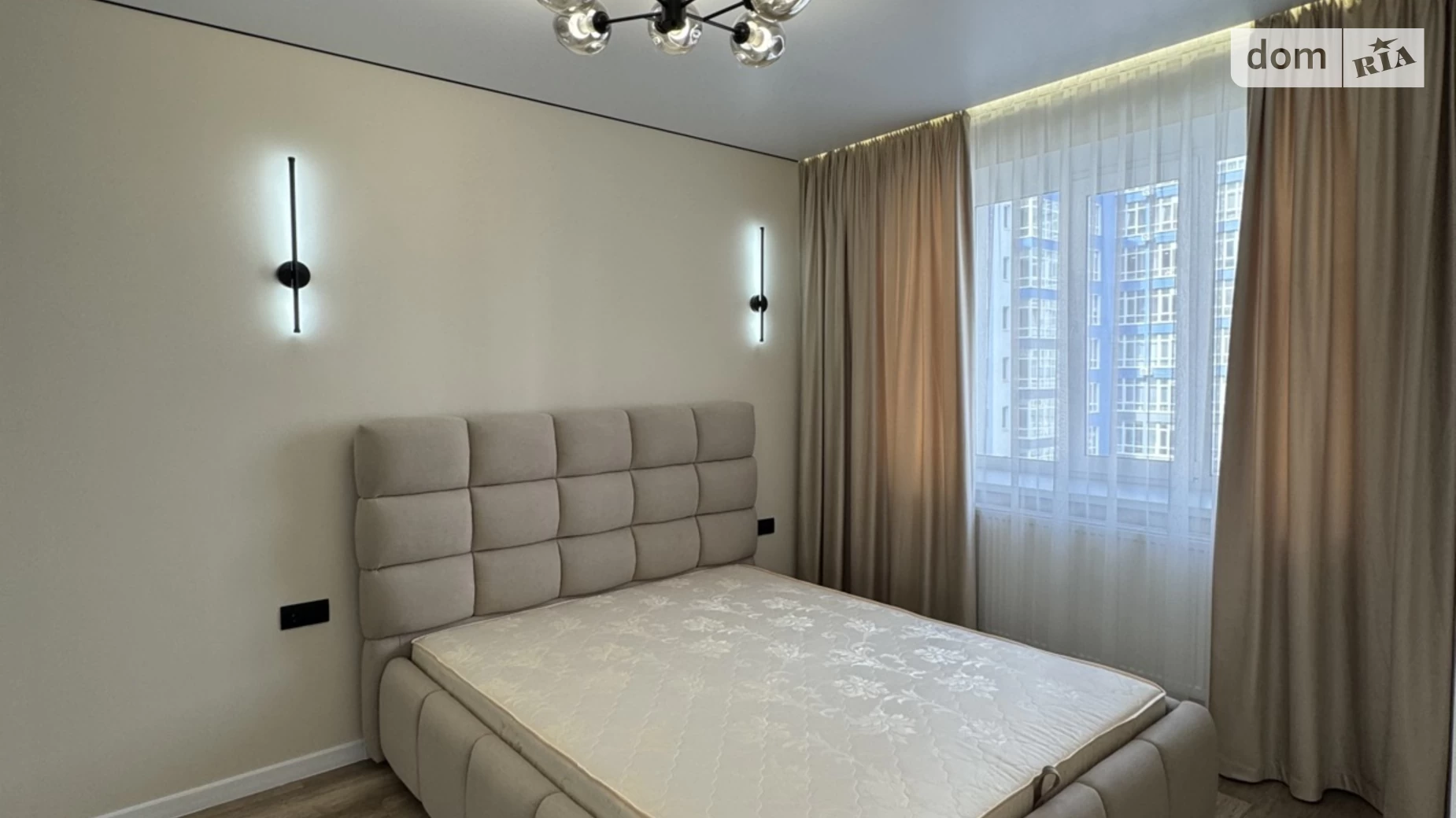 Продается 1-комнатная квартира 41 кв. м в Ивано-Франковске, ул. Высочана Семена, 18 - фото 3