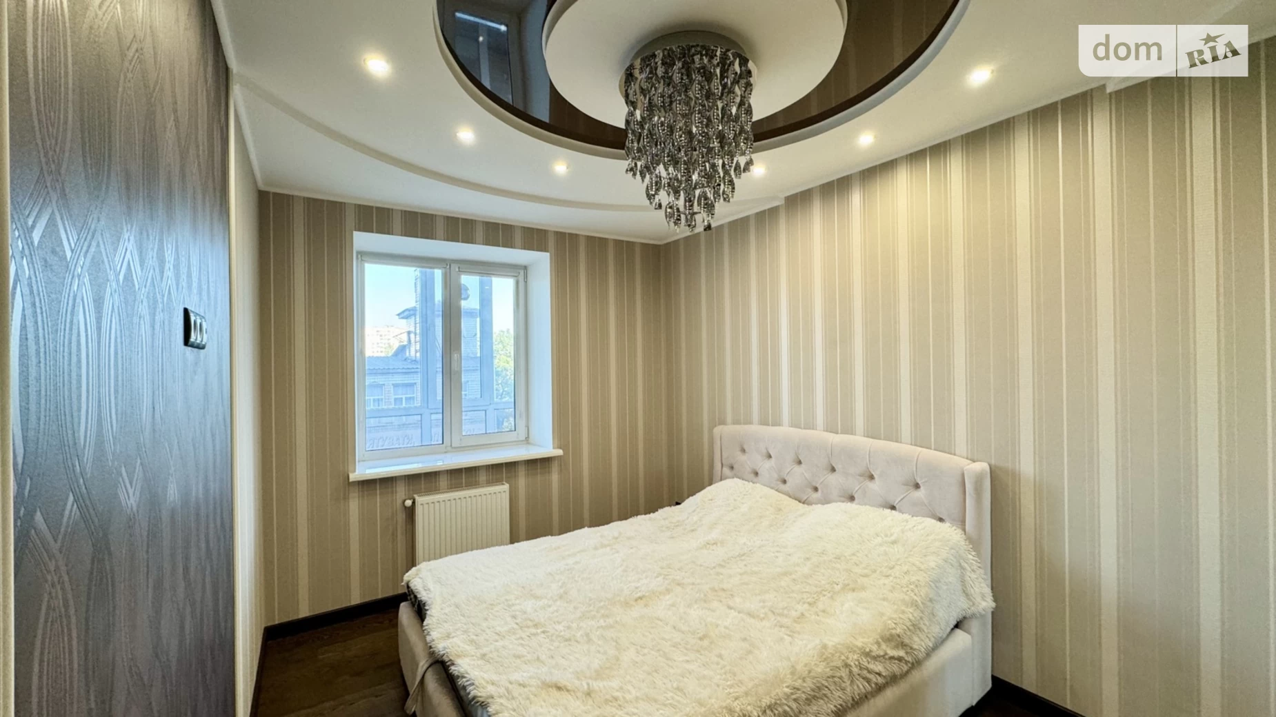 Продается 2-комнатная квартира 57 кв. м в Виннице, пл. Ивана Богуна, 88 - фото 3