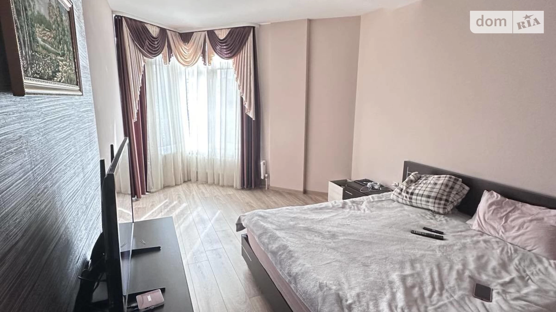 Продается 2-комнатная квартира 67 кв. м в Ивано-Франковске, ул. Данила Короля, 20А - фото 2