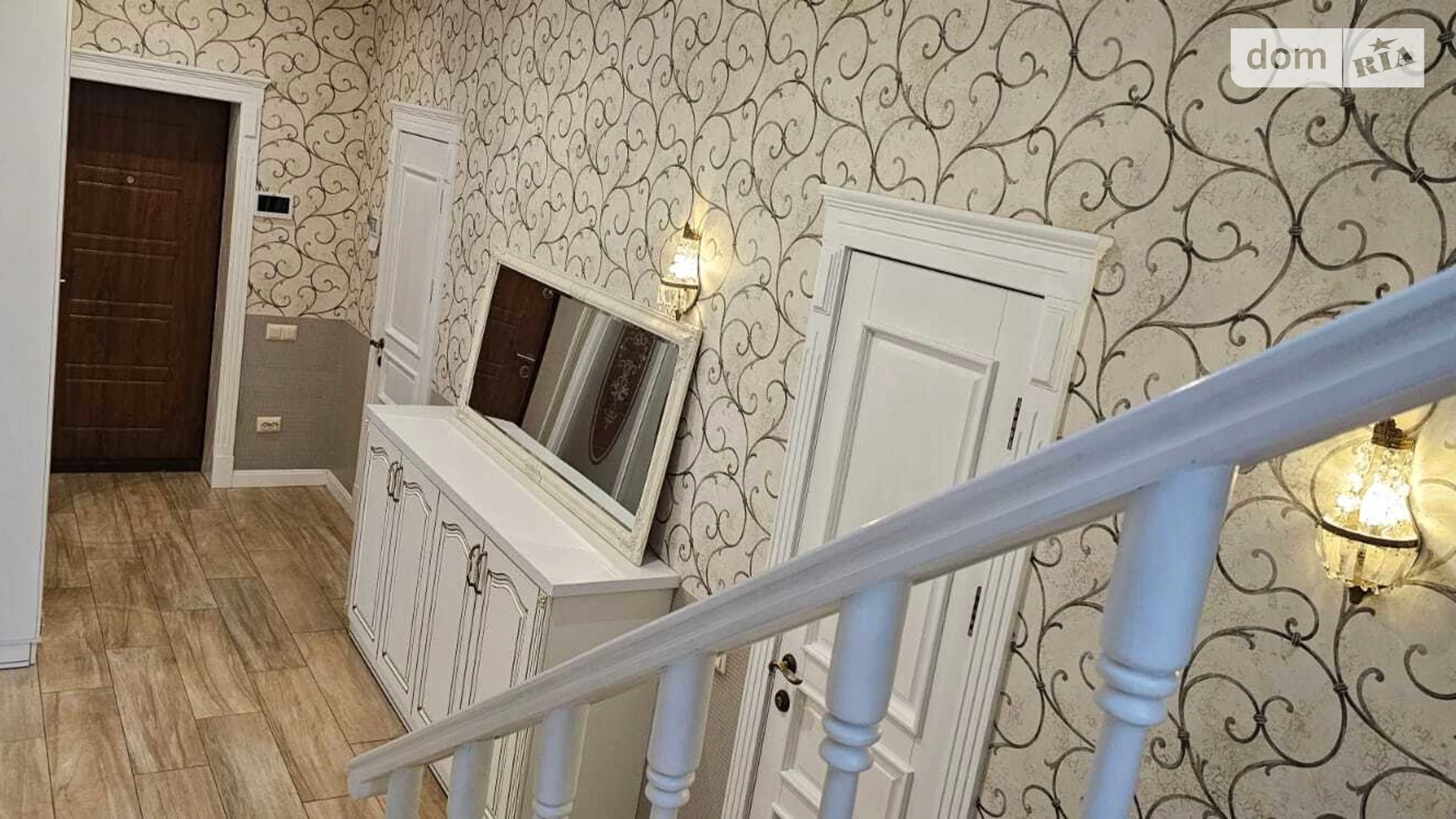 Продается дом на 2 этажа 170 кв. м с камином, ул. Киевская - фото 3