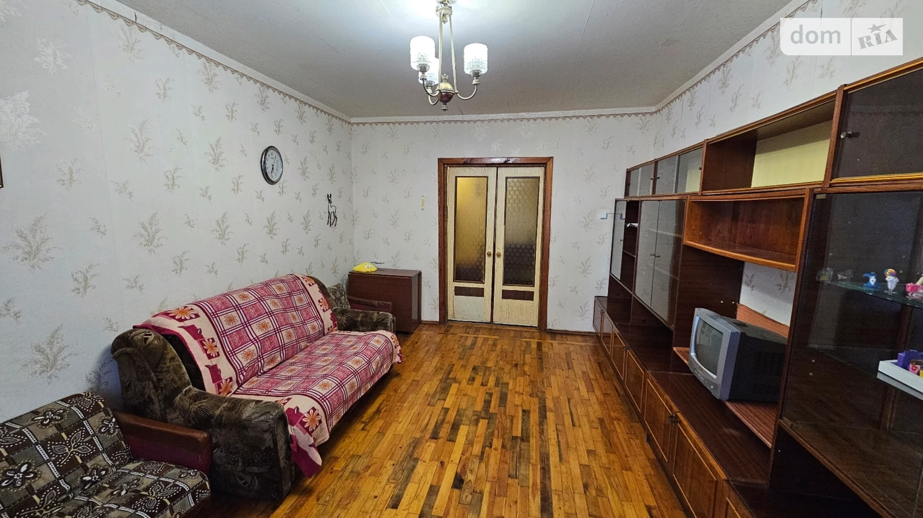 Продается 3-комнатная квартира 64 кв. м в Каменском, ул. Харьковская, 35