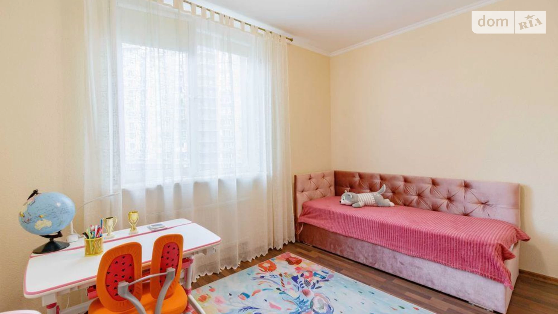 Продается 2-комнатная квартира 76.3 кв. м в Киеве, ул. Василия Симоненко, 5А