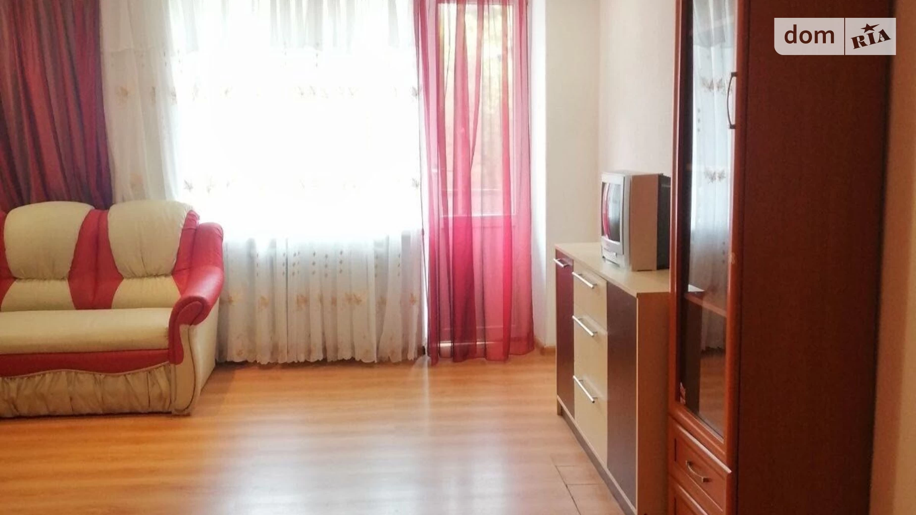 Продается 2-комнатная квартира 52 кв. м в Ровно, ул. Князя Острожского, 12 - фото 2
